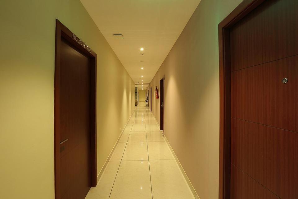 Hotel New York Square Kottayam Exterior foto